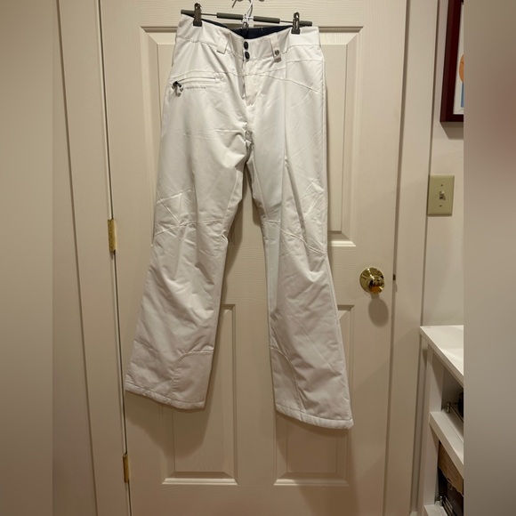 Womens like new Obermeyer size 10 white ski pants. - Picture 1 of 6